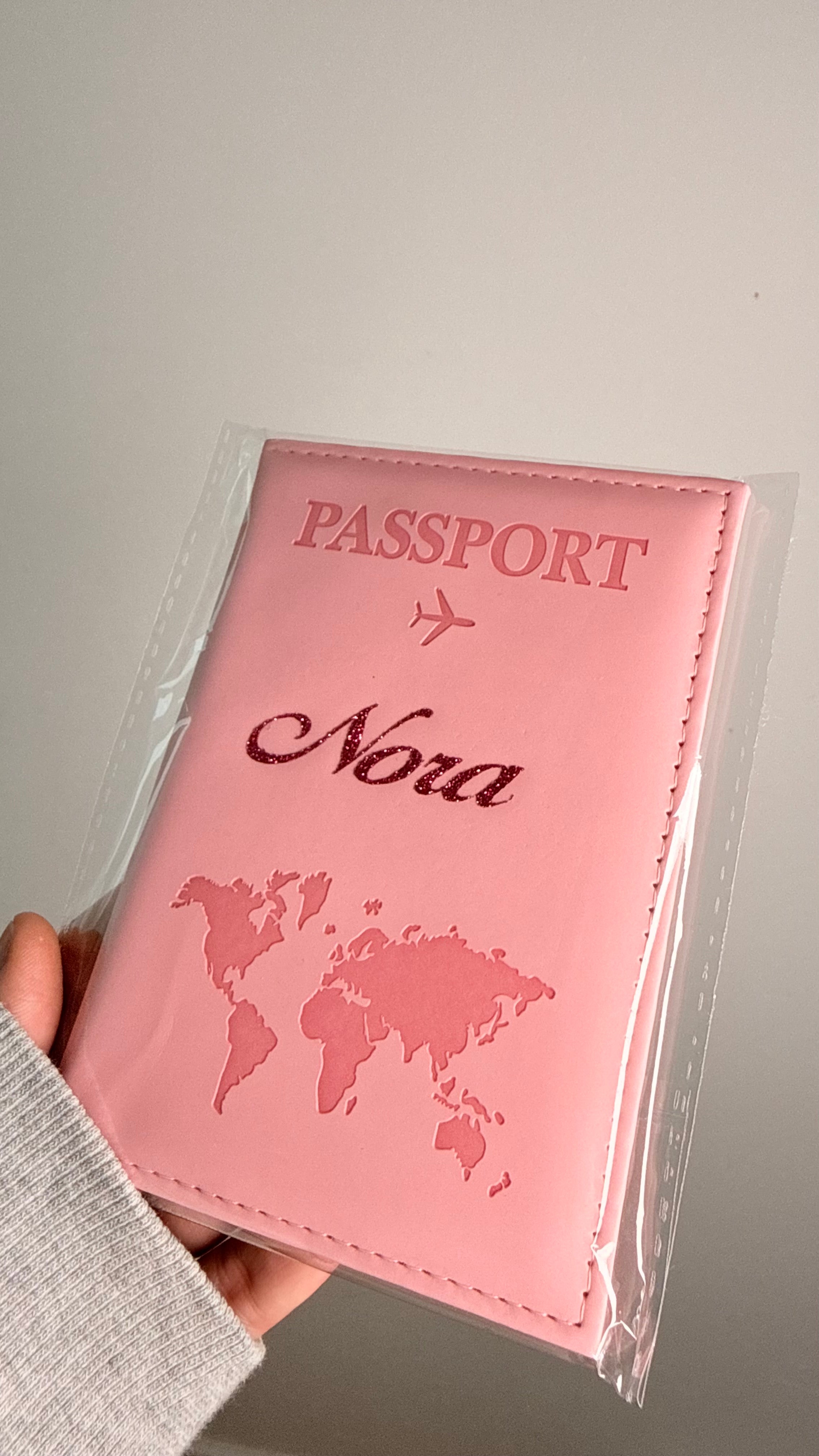 Protège Passeport Personnalisé – Idéal pour Voyages et Cadeaux