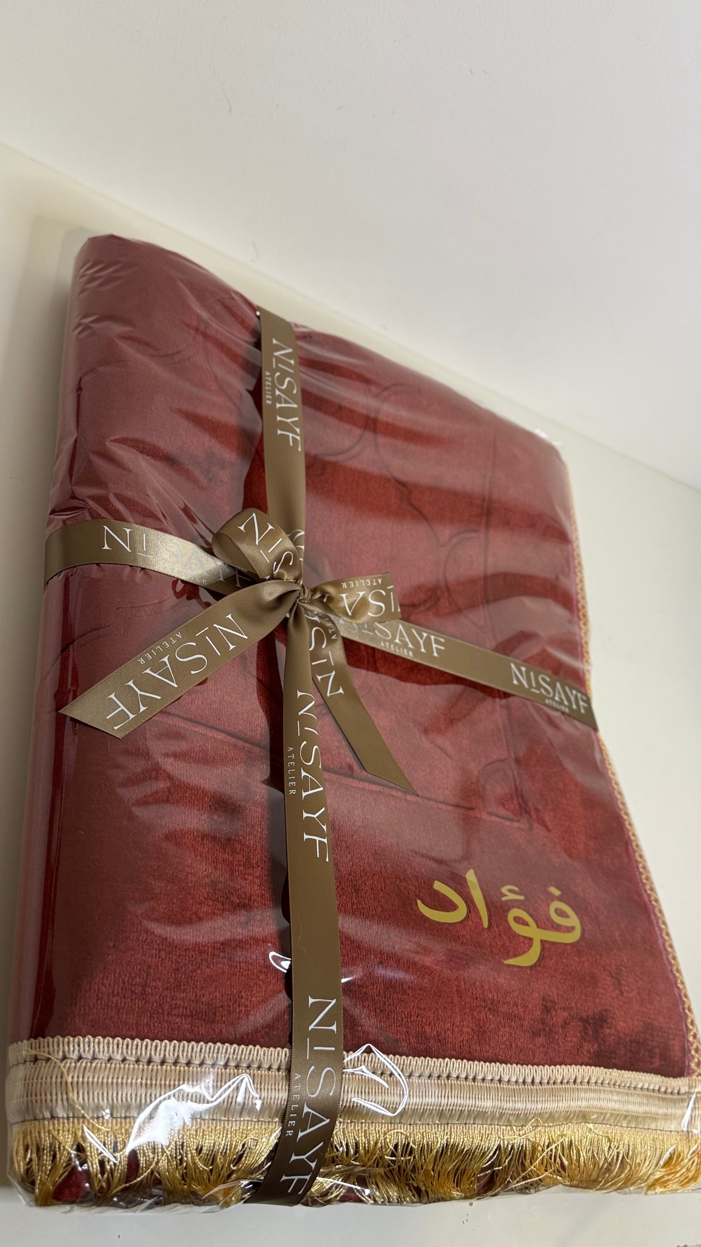 Coffert Classique — Tapis Épais