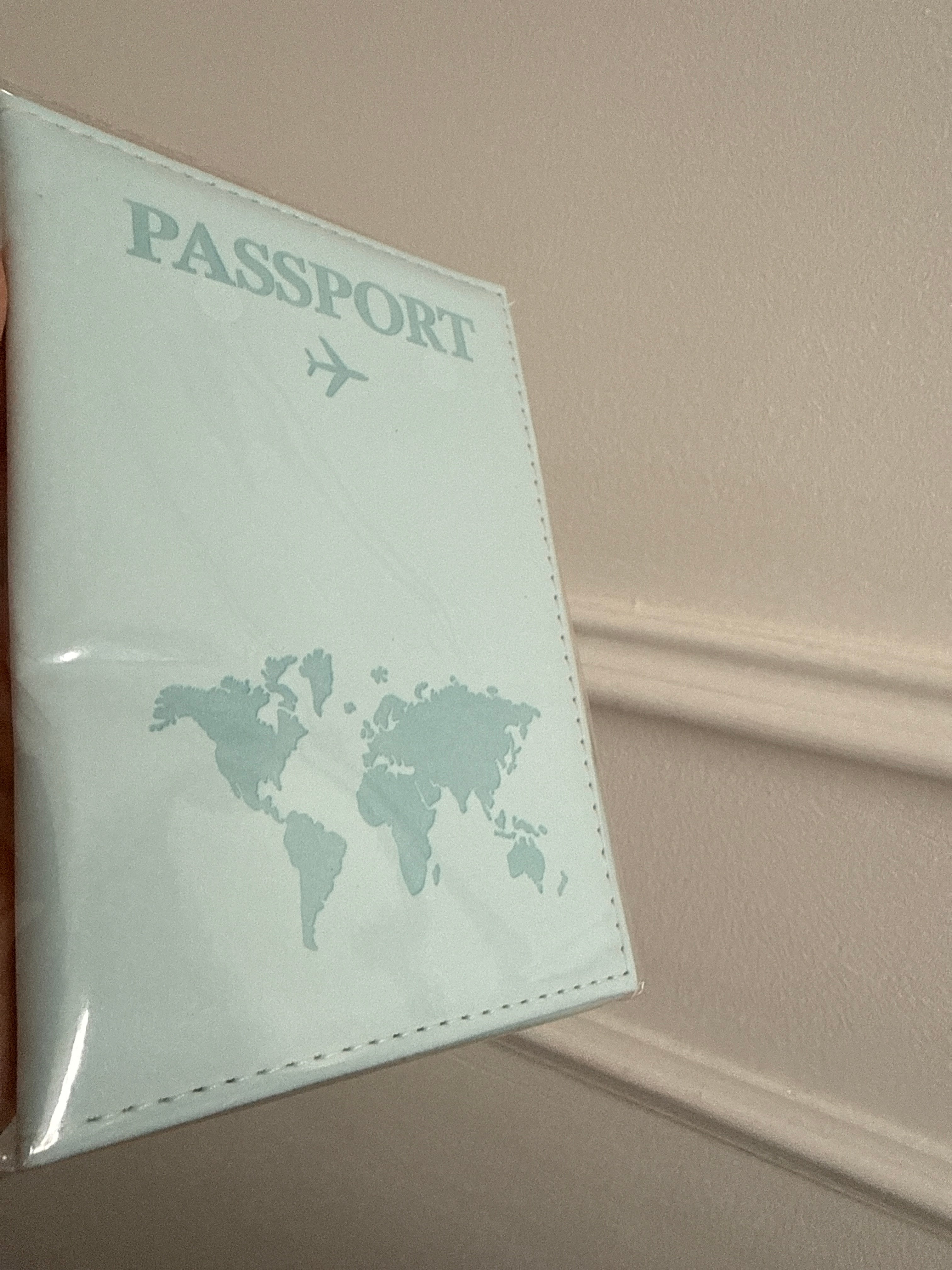 Protège Passeport Personnalisé – Idéal pour Voyages et Cadeaux