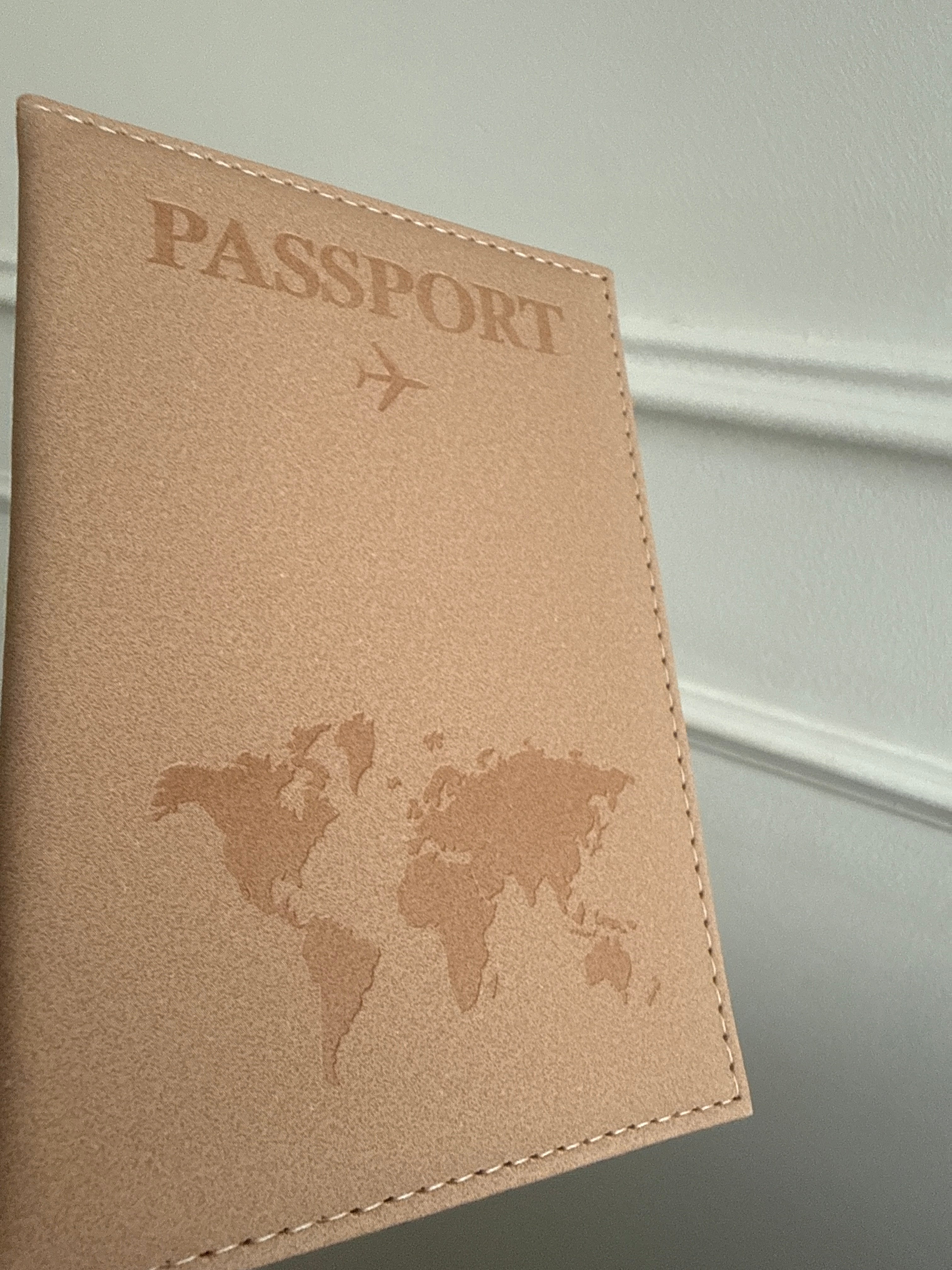 Protège Passeport Personnalisé – Idéal pour Voyages et Cadeaux