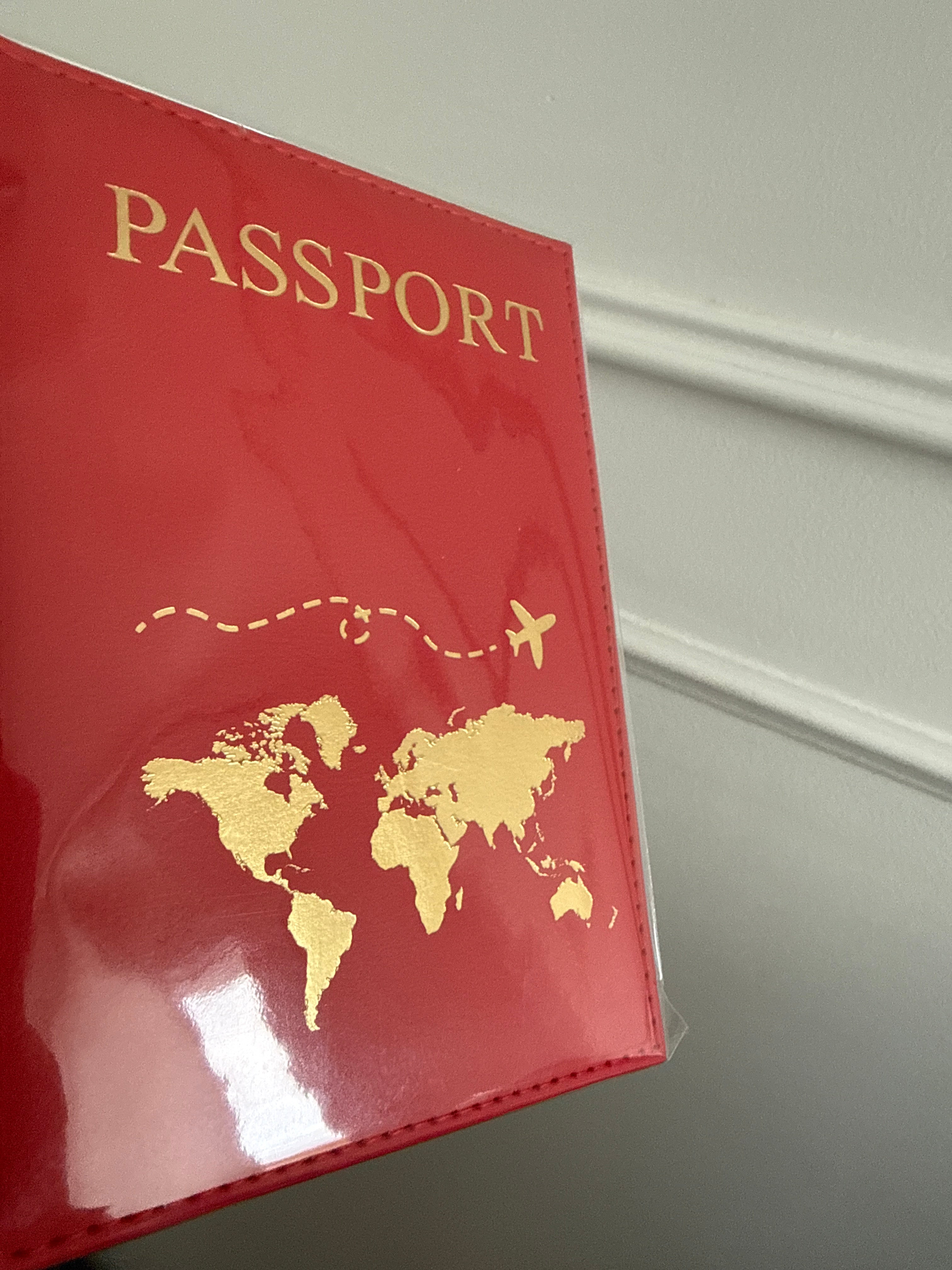 Protège Passeport Personnalisé – Idéal pour Voyages et Cadeaux