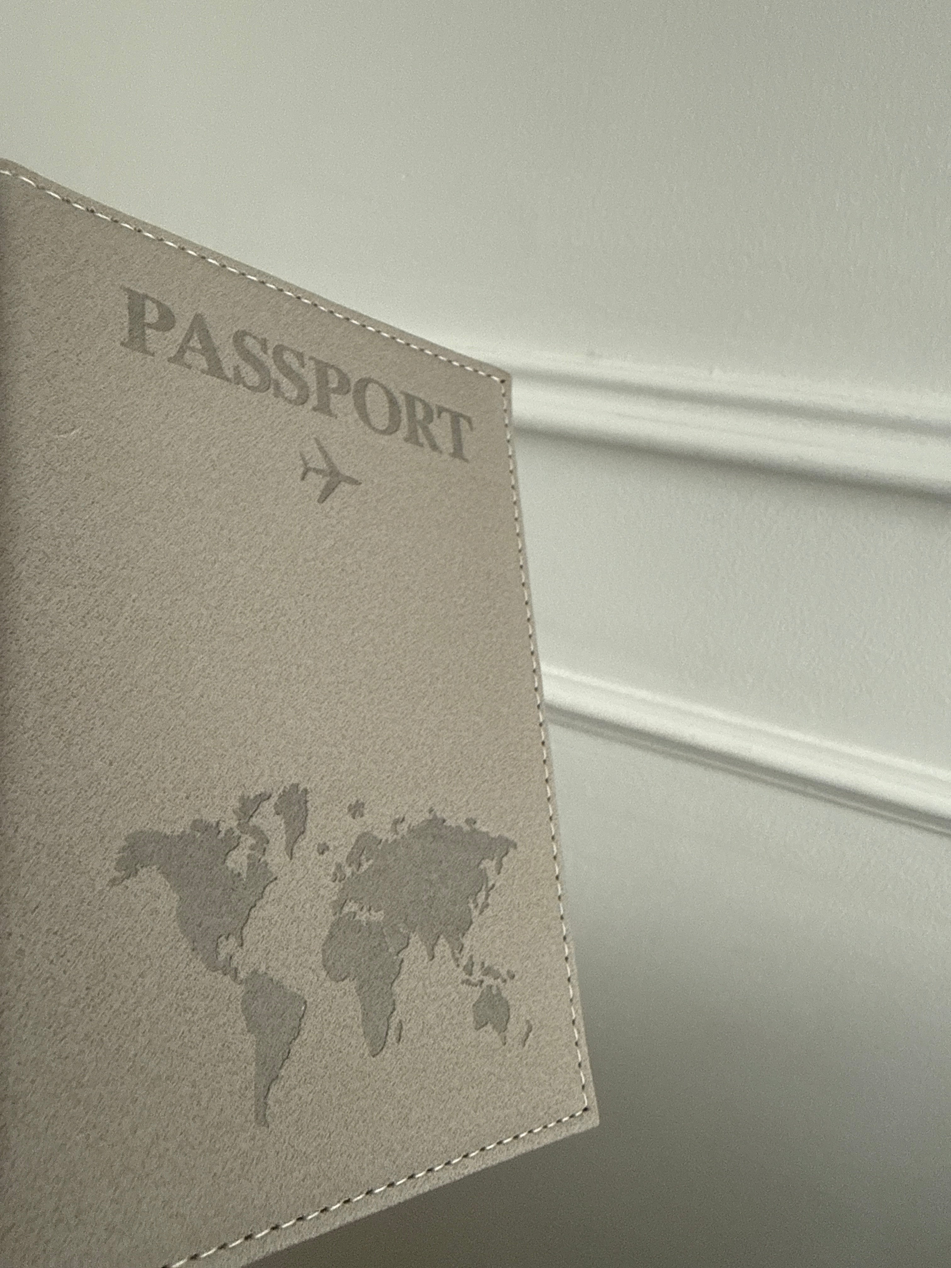 Protège Passeport Personnalisé – Idéal pour Voyages et Cadeaux