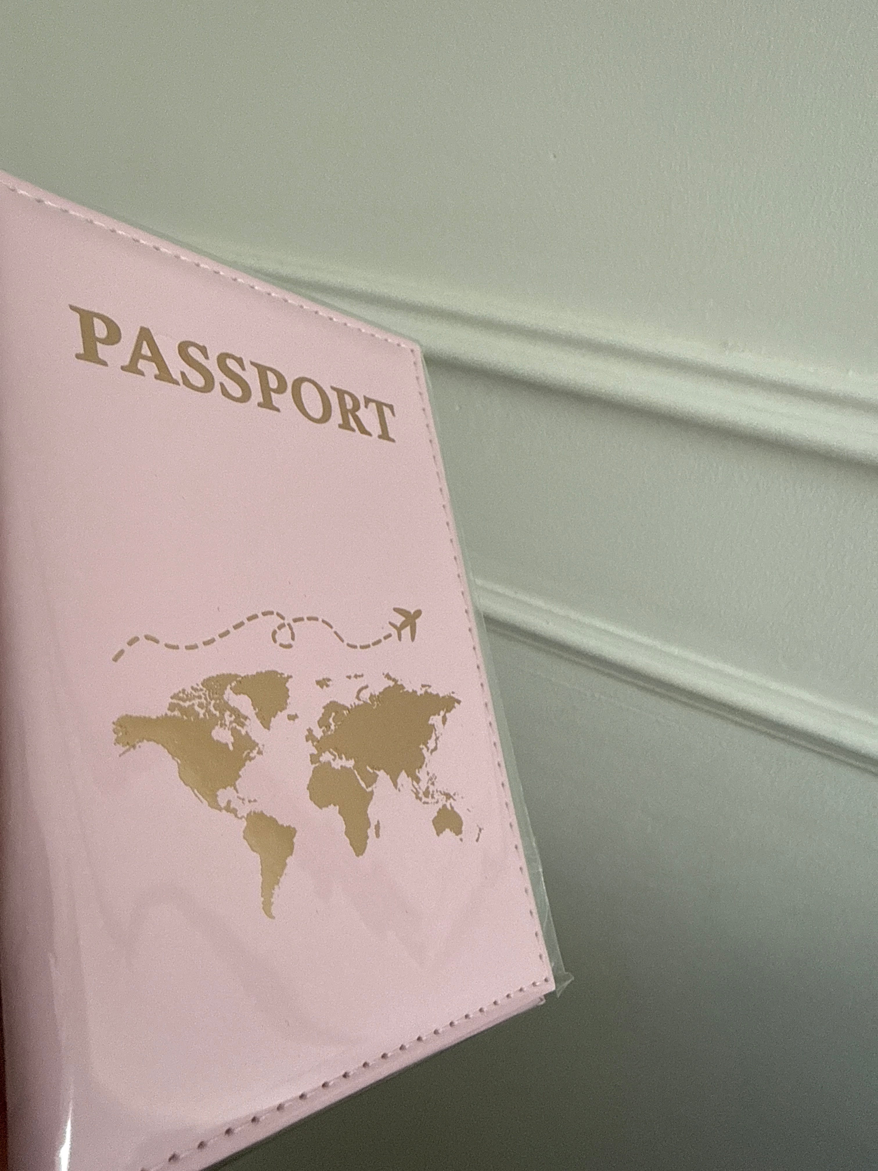 Protège Passeport Personnalisé – Idéal pour Voyages et Cadeaux