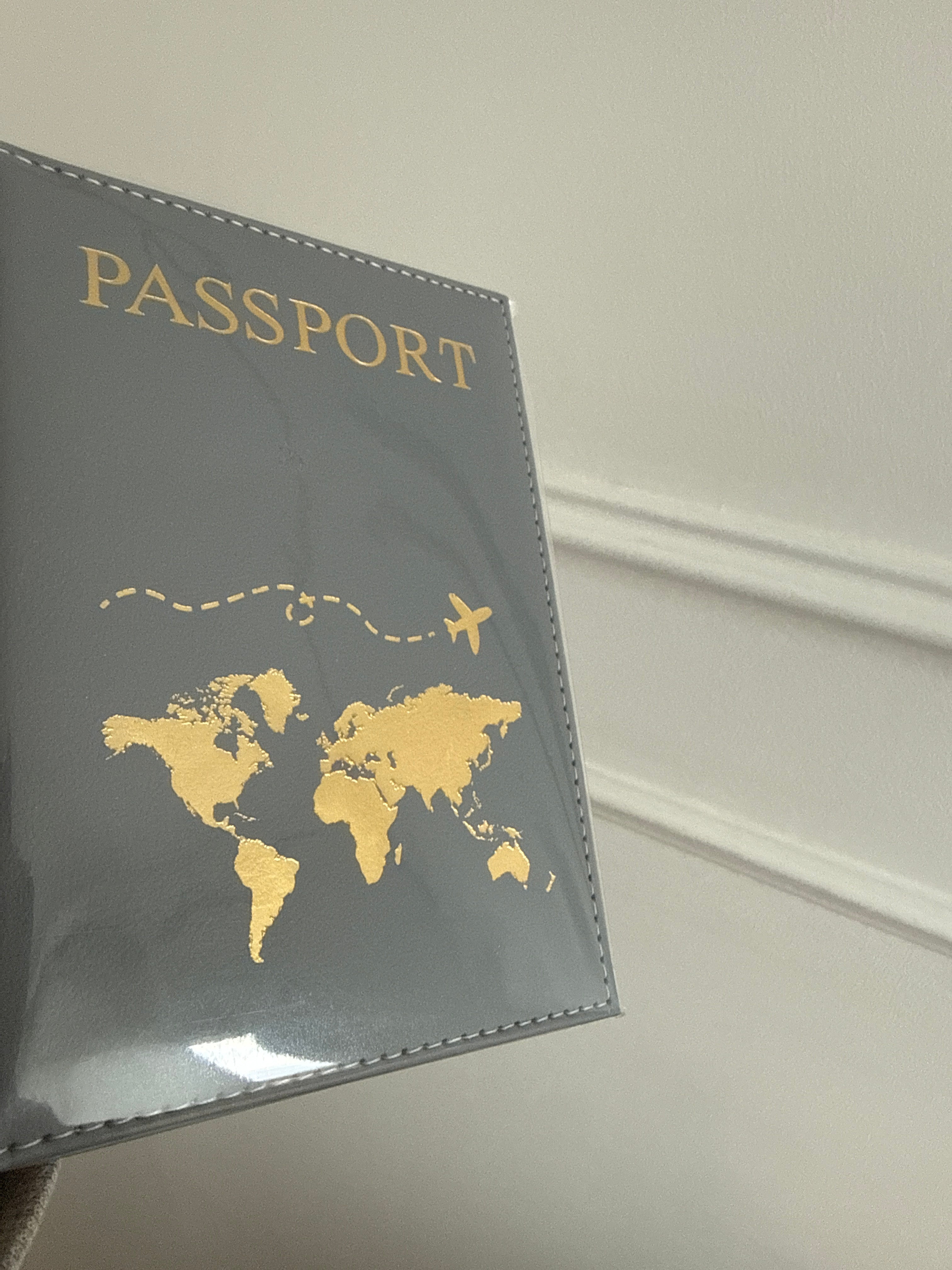 Protège Passeport Personnalisé – Idéal pour Voyages et Cadeaux